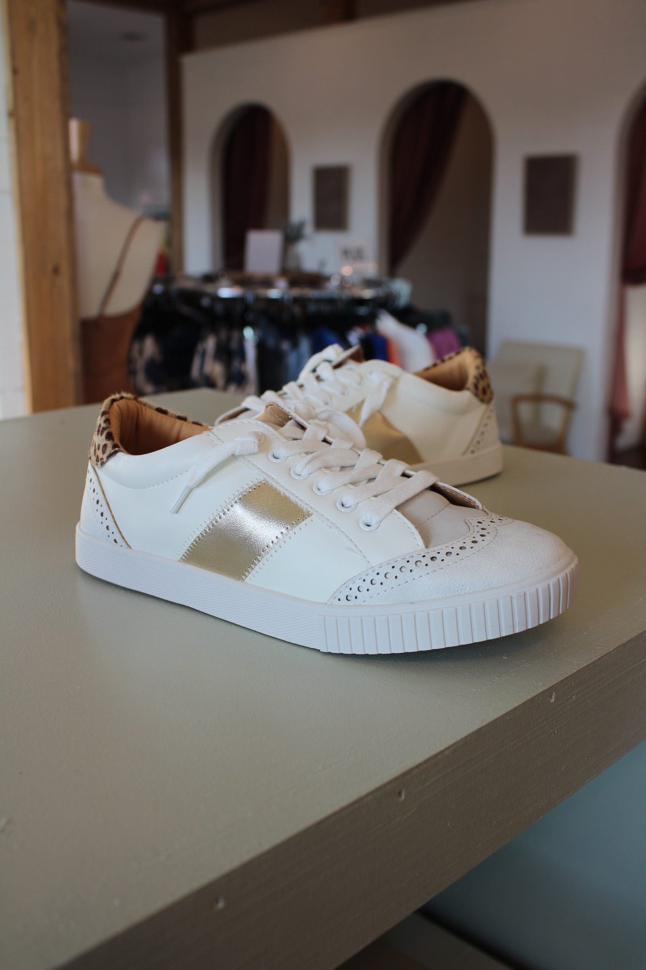 Delfina Sneaker