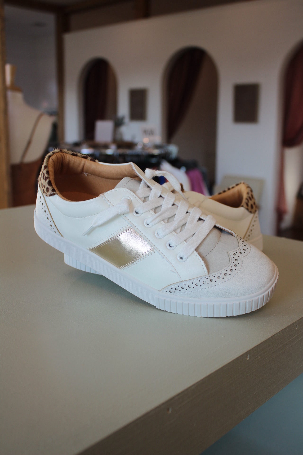 Delfina Sneaker